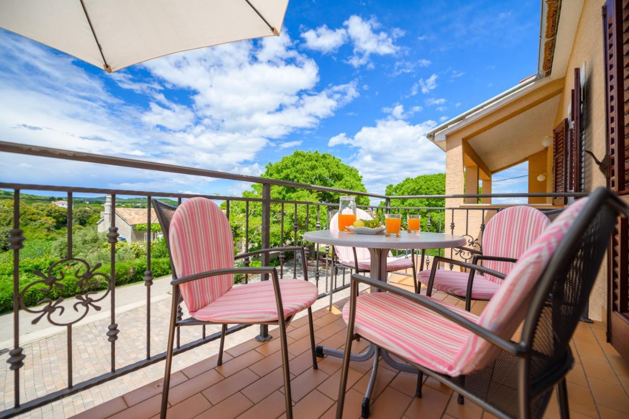 Apartments Marina Veskovic Нерезине Экстерьер фото