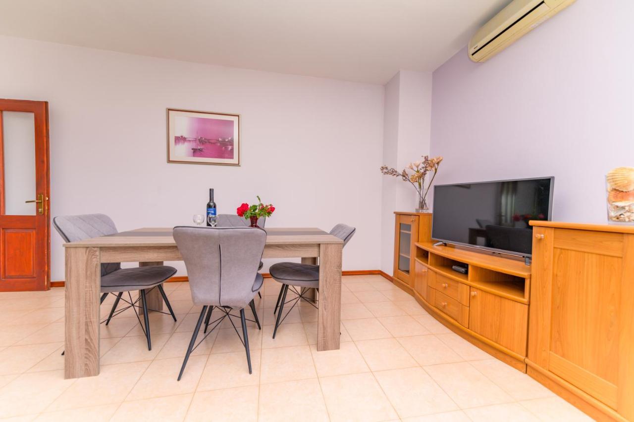 Apartments Marina Veskovic Нерезине Экстерьер фото