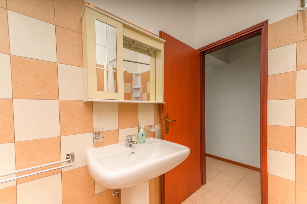 Apartments Marina Veskovic Нерезине Экстерьер фото